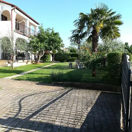 Apartman Nina